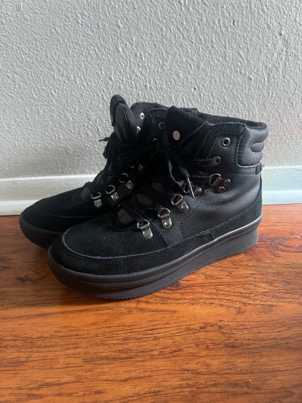 Keds Midland Round Toe Lace Up Boots NWOT